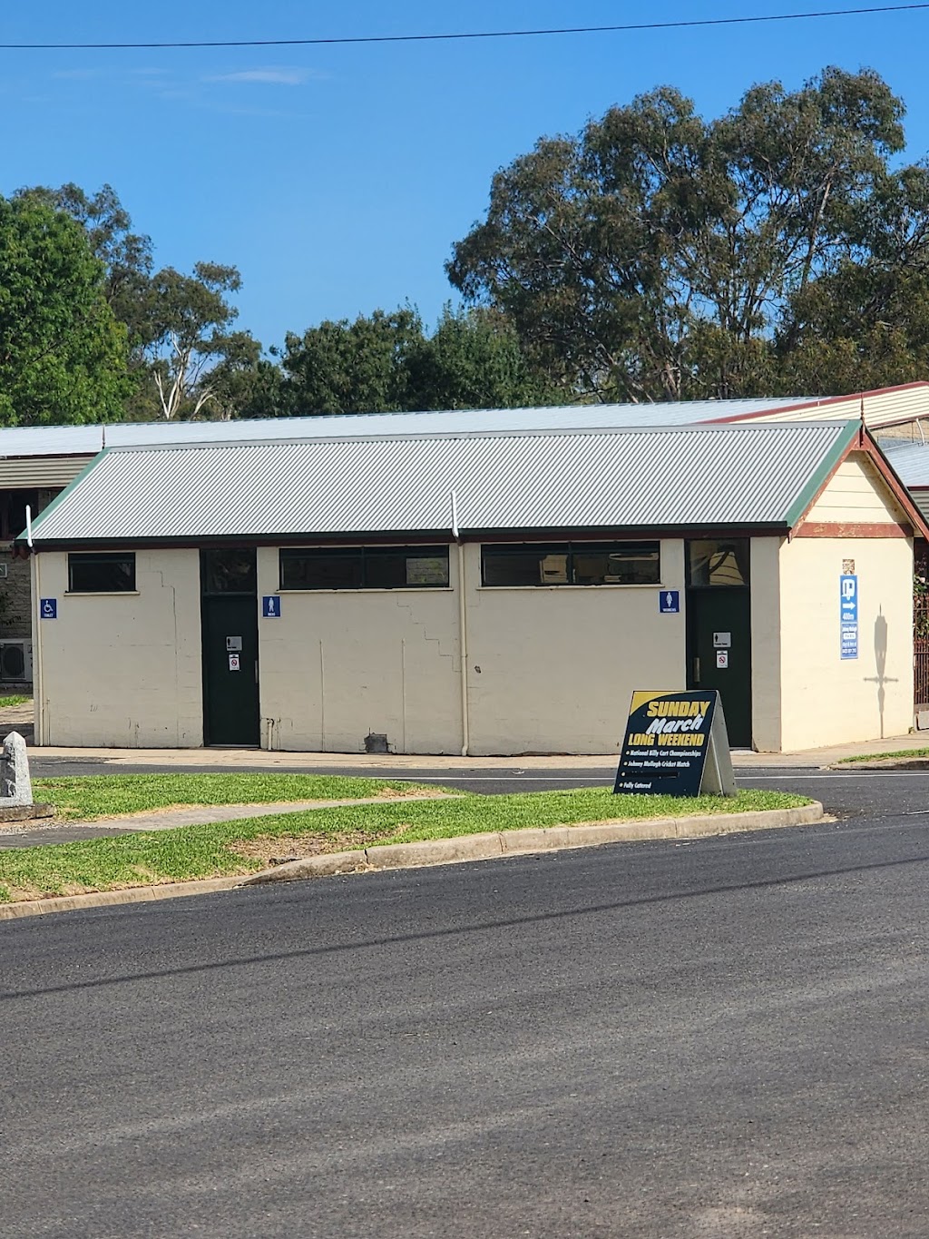 Harrow Public Toilet | 29 Blair St, Harrow VIC 3317, Australia | Phone: 13 99 72