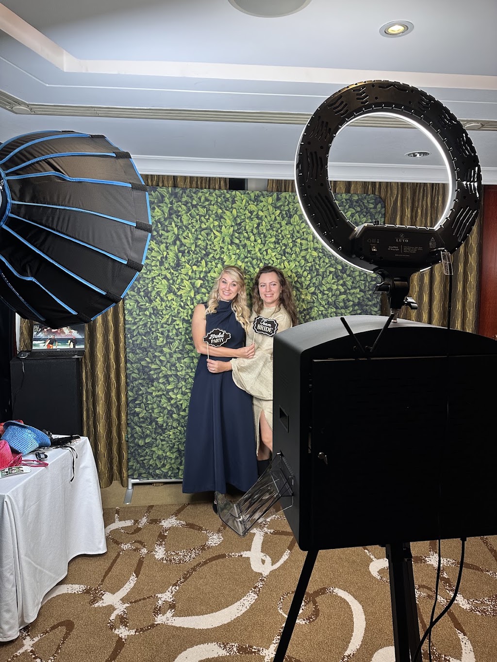 Story & Moments Photo Booth | 7 McPherson Pl, Illawong NSW 2234, Australia | Phone: 0400 012 444