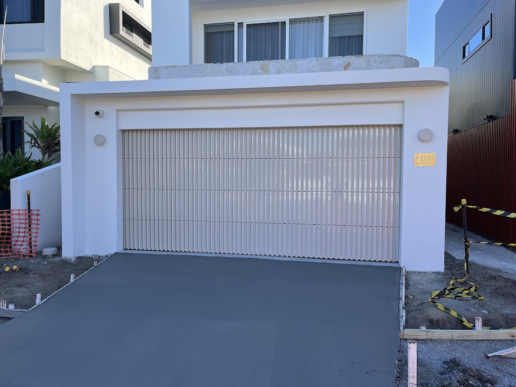 Affordable Garage Doors Gold Coast | 10 John Duncan Ct, Varsity Lakes QLD 4227, Australia | Phone: (07) 5593 7228