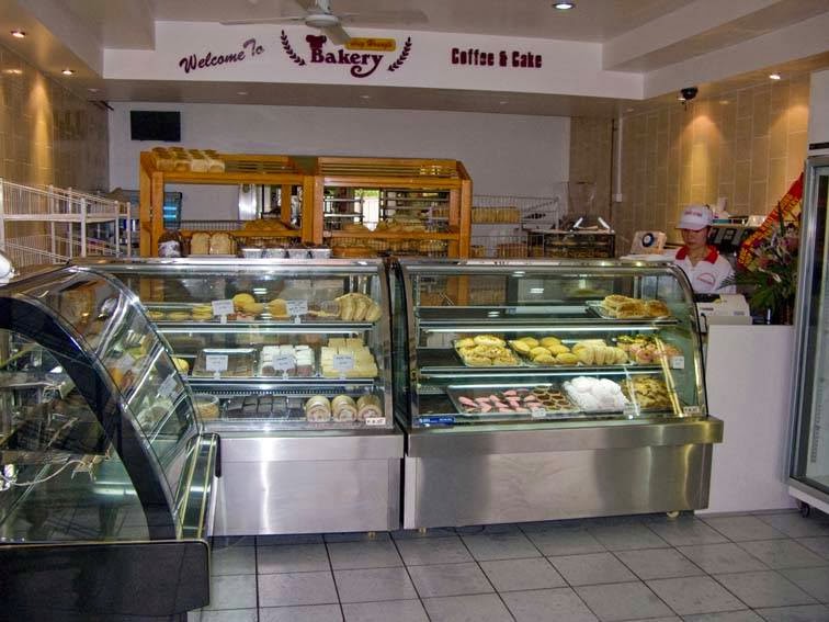 Huy Hoangs Bakery | bakery | 12-14 Parklawn Pl, North St Marys NSW 2760, Australia | 0286048222 OR +61 2 8604 8222