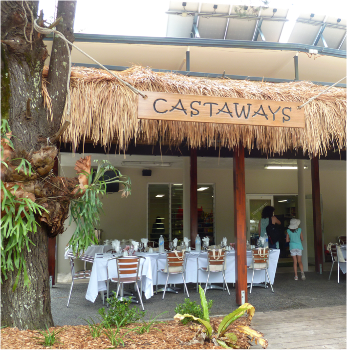 Castaways Cafe and Store | cafe | 100 Moreton St, Bulwer QLD 4025, Australia | 0734082202 OR +61 7 3408 2202