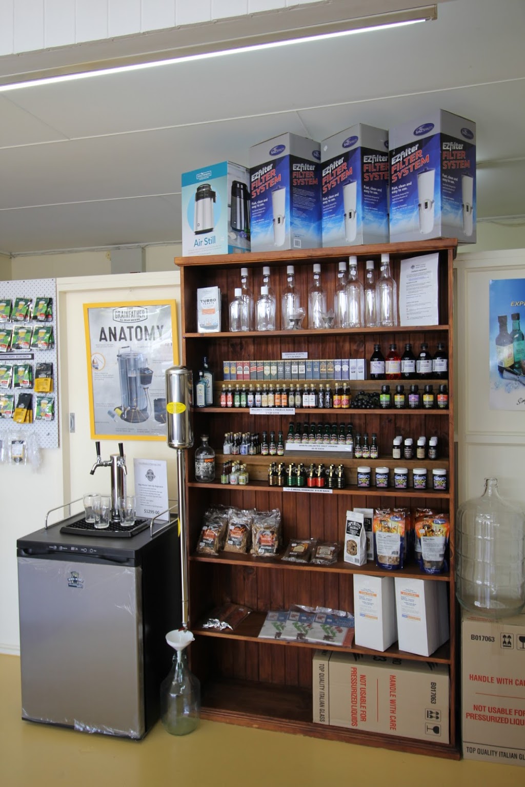 Malt n Bay Brewing Supplies | store | 1/335 Oxley Ave, Margate QLD 4019, Australia | 0732836844 OR +61 7 3283 6844