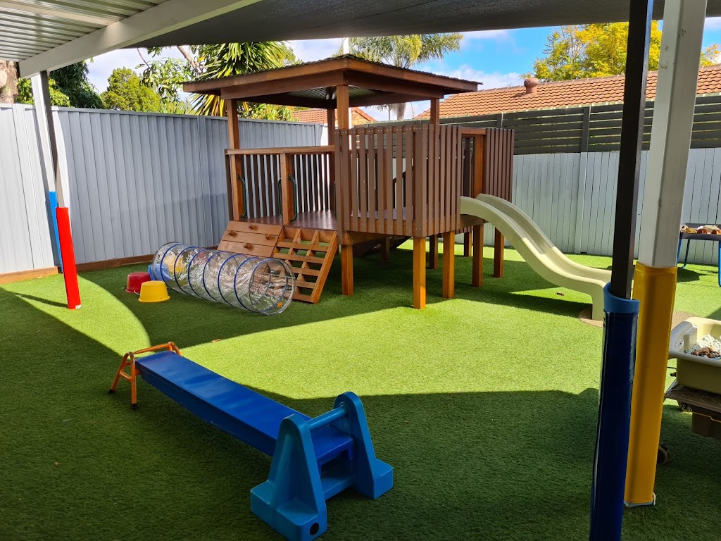 My Kindy |  | 336 Oxley Dr, Coombabah QLD 4216, Australia | 0755379160 OR +61 7 5537 9160