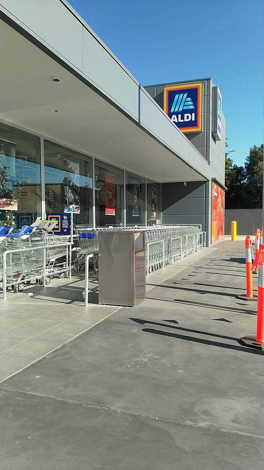 ALDI | grocery or supermarket | 263-271 Grange Rd, Findon SA 5023, Australia | 132534 OR +61 132534