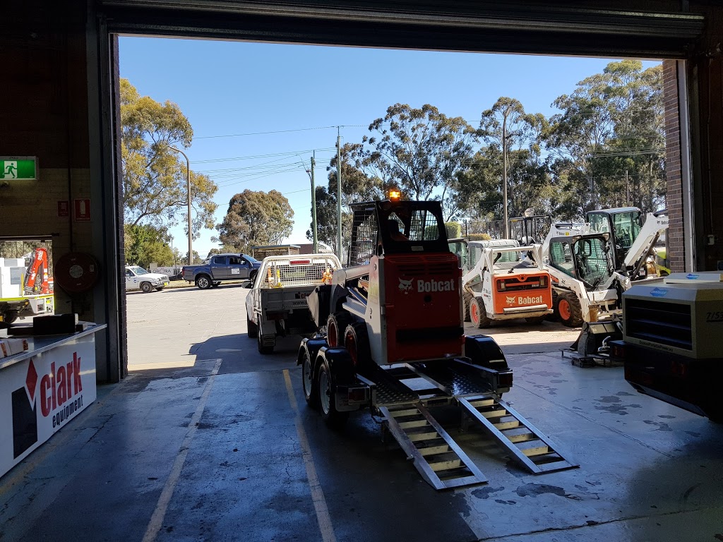 Clark Equipment Smithfield | 21 Percival Rd, Smithfield NSW 2164, Australia | Phone: (02) 9616 6200