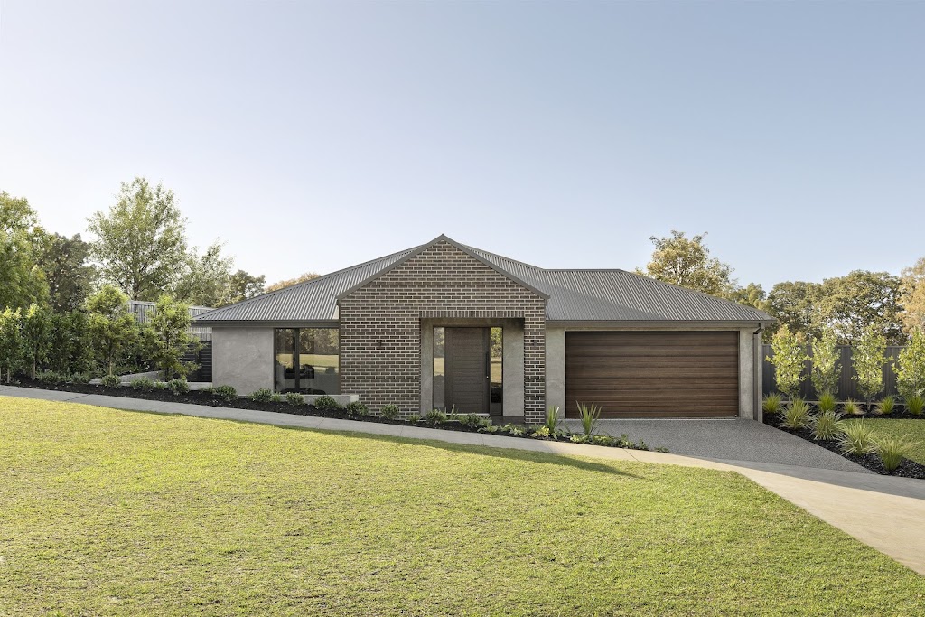 Fairhaven Homes - Ferntree Ridge | 15 Illawarra Bvd, Drouin VIC 3818, Australia | Phone: (03) 9704 4097