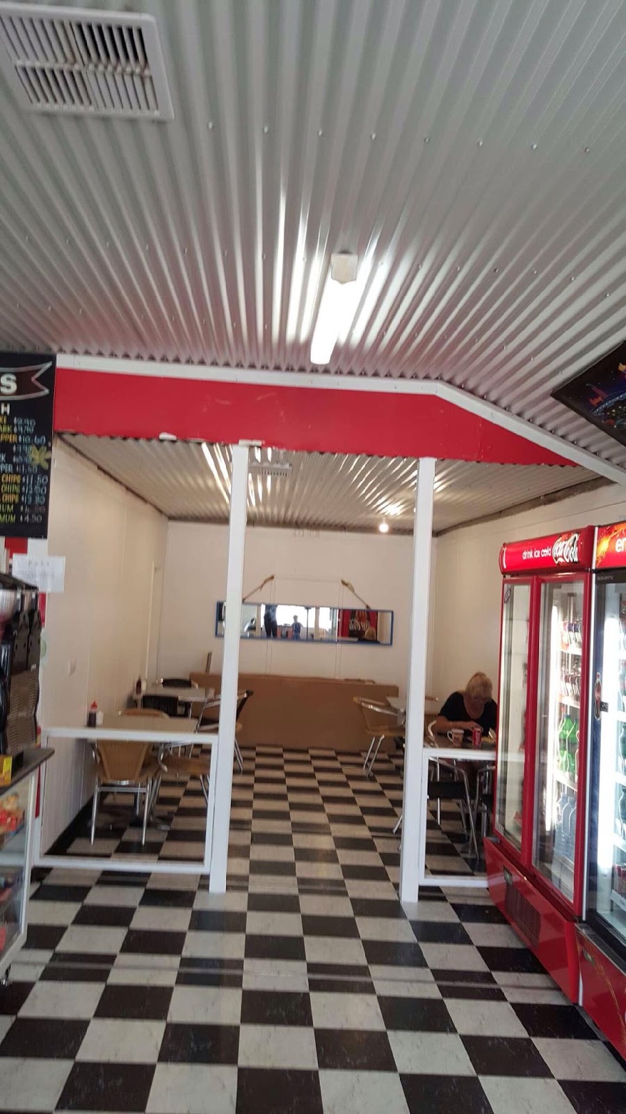 Mundijong Fish & Chips | meal takeaway | 28 Paterson St, Mundijong WA 6123, Australia | 0895255204 OR +61 8 9525 5204