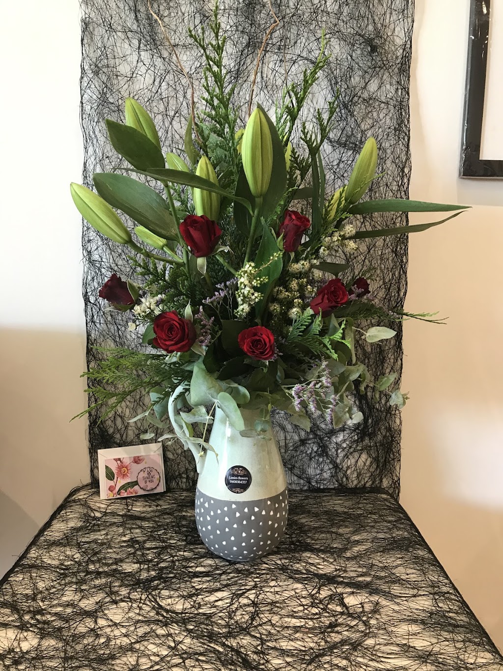 Lanies Flowers | 21 Scoresby St, Kerang VIC 3579, Australia | Phone: 0400 364 357