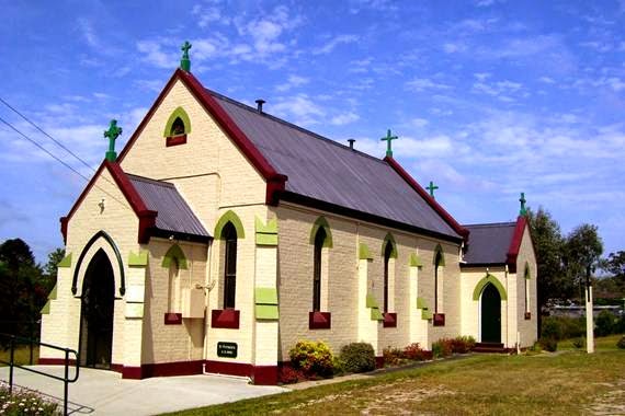 St Patricks Clarence Town Church | church | 41 Rifle St, Clarence Town NSW 2321, Australia | 0249921477 OR +61 2 4992 1477