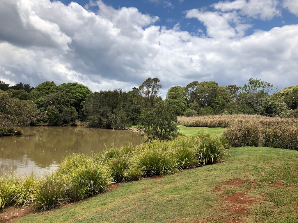 Toowoomba Waterbird Habitat | park | 10 Waterbird Dr, Rangeville QLD 4350, Australia | 0746886611 OR +61 7 4688 6611