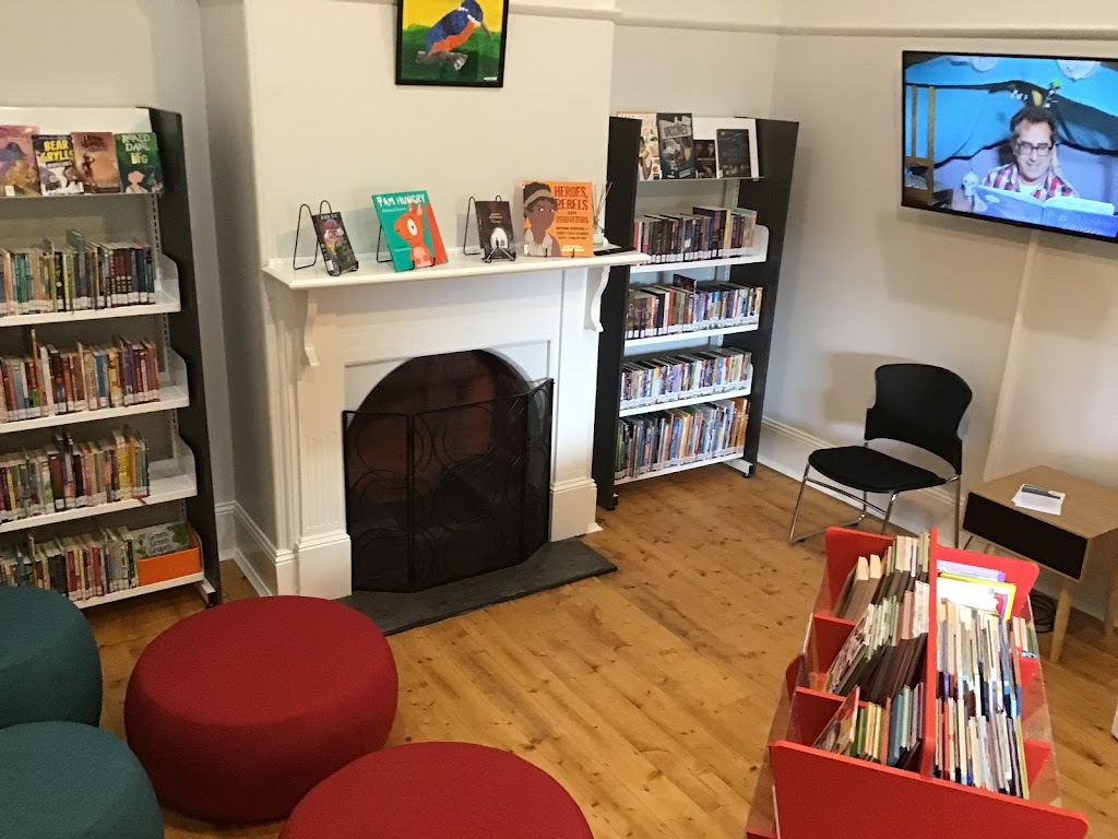 Avenel Library | 23 Queen St, Avenel VIC 3664, Australia | Phone: 1300 374 765