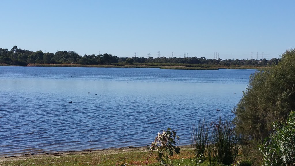 Bibra Lake Reserve | park | Progress Dr, Bibra Lake WA 6163, Australia | 0894113444 OR +61 8 9411 3444