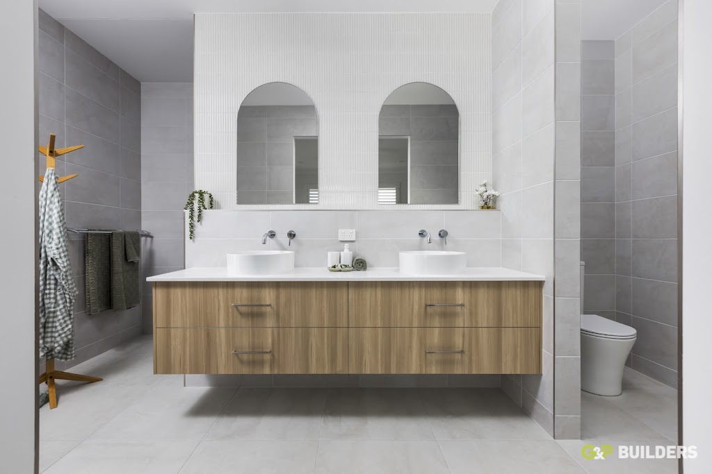 Reflections Vue by G&P Builders | 5 Stirling Dr, Kensington Grove QLD 4341, Australia | Phone: (07) 3463 9463