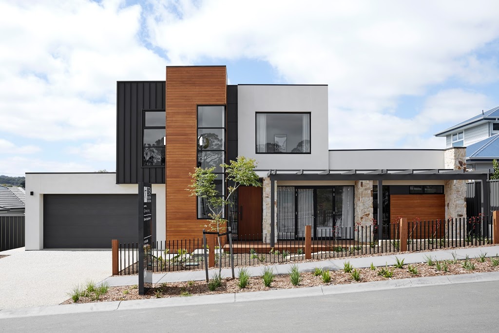 Newenham | real estate agency | 164 Flaxley Rd, Mount Barker SA 5251, Australia | 0882107660 OR +61 8 8210 7660