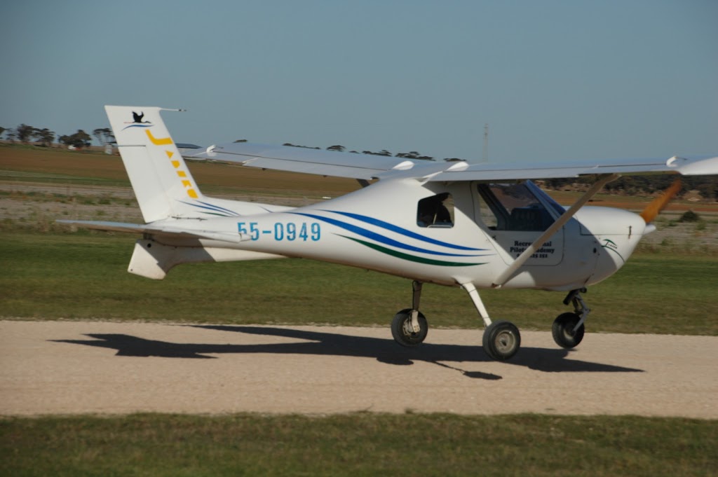 Recreational Pilots Academy | airport | 484 Reedy Creek Rd, Murray Bridge SA 5253, Australia | 0419825252 OR +61 419 825 252
