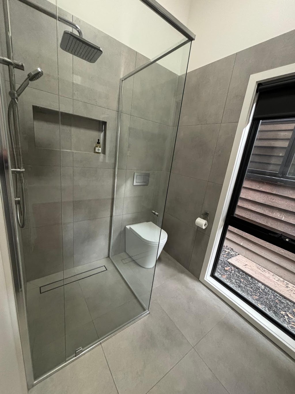 L&B Homes | Emperor Dr, Ocean Grove VIC 3226, Australia | Phone: 0421 876 277