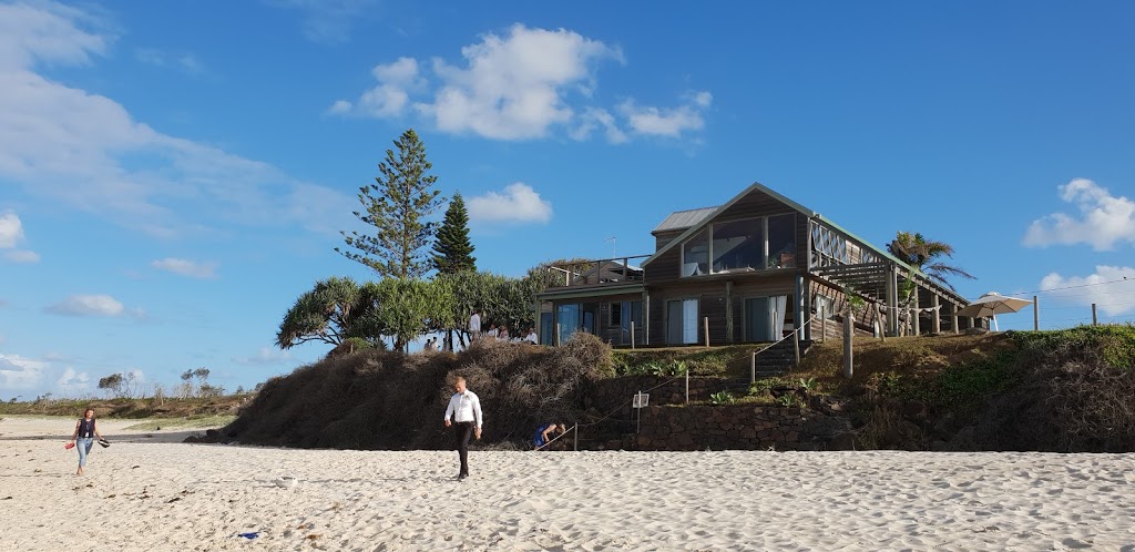Beaumonts Beach Houses | 2 Border St, Byron Bay NSW 2481, Australia | Phone: 0406 690 344