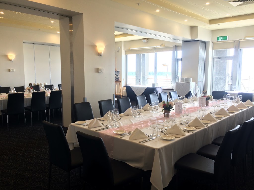 Glenelg Pier Hotel | lodging | 18 Holdfast Promenade, Glenelg, Adelaide SA 5045, Australia | 0883503188 OR +61 8 8350 3188