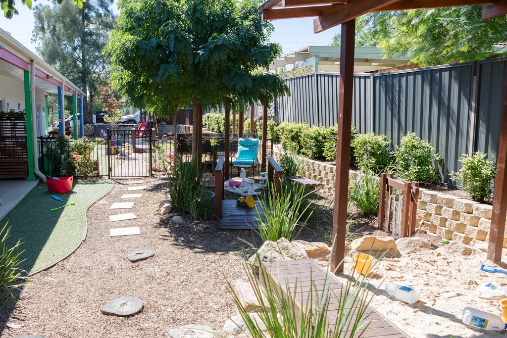 Explore & Develop Penrith South - Early Learning Centre | school | 168/170 Stafford St Penrith NSW 2750, Sydney NSW 2750, Australia | 0247325555 OR +61 2 4732 5555