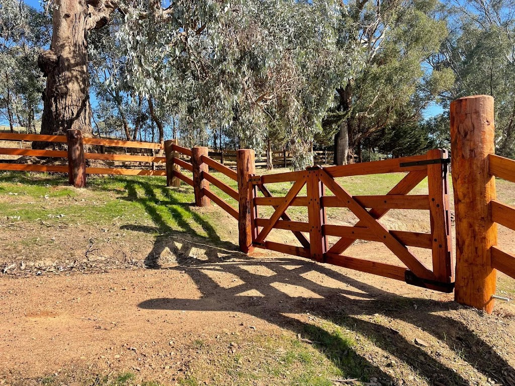 Riverside Fence Contracting | Delatite Ln, Boorolite VIC 3723, Australia | Phone: 0499 544 892