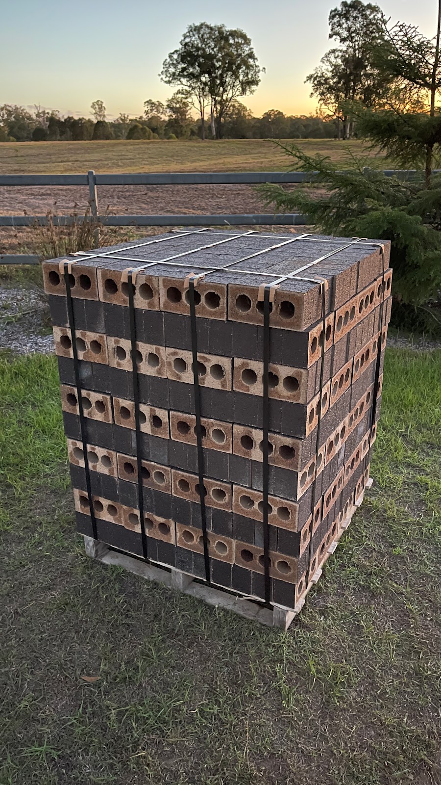 Goldweight | Greenvale Rd, Chambers Flat QLD 4133, Australia | Phone: 0419 794 127