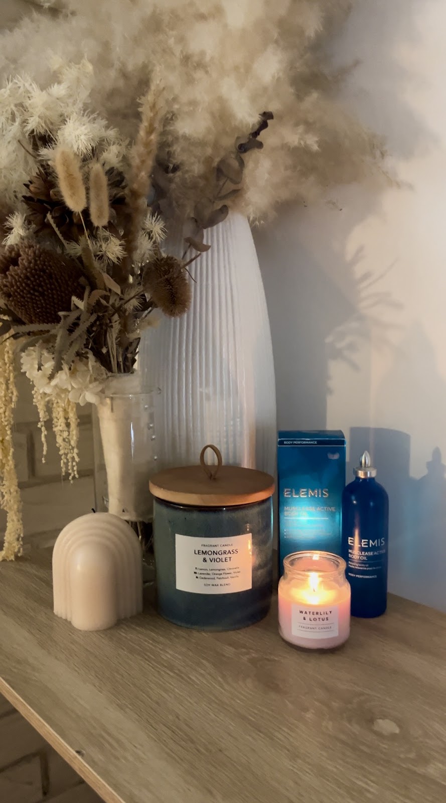 Under the thumb | 2 Cottonwood Ct, Capalaba QLD 4157, Australia | Phone: 0429 192 303