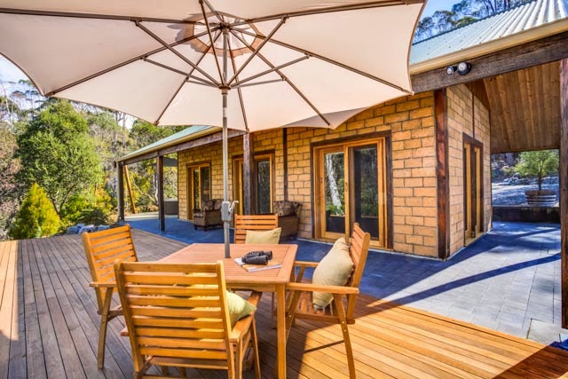 Falls River Luxury Accommodation | lodging | 381 Montana Rd, Red Hills TAS 7304, Australia | 0419622552 OR +61 419 622 552