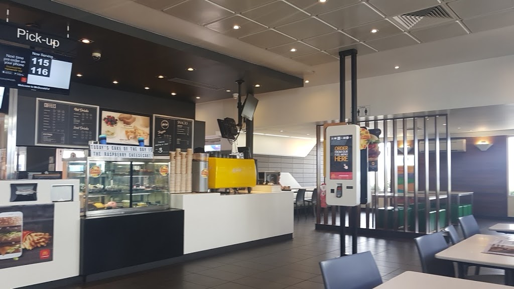 McDonalds Gatton | cafe | Cnr Warrego Highway &, Villis Rd, Gatton QLD 4343, Australia | 0754665533 OR +61 7 5466 5533