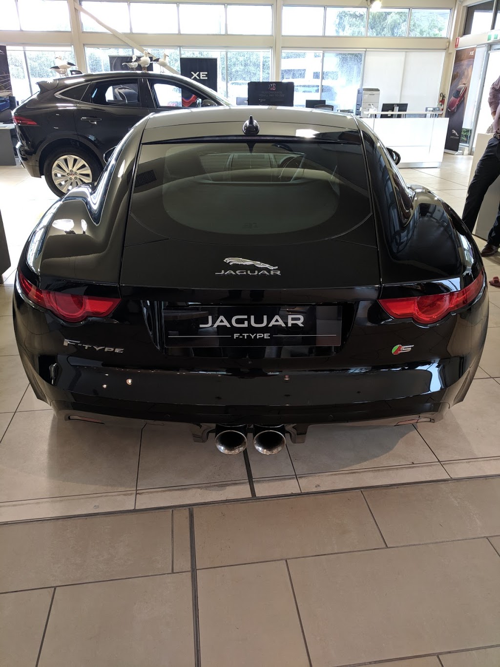 Melbourne City Jaguar | car dealer | 351 Ingles St, Port Melbourne VIC 3207, Australia | 0396841050 OR +61 3 9684 1050