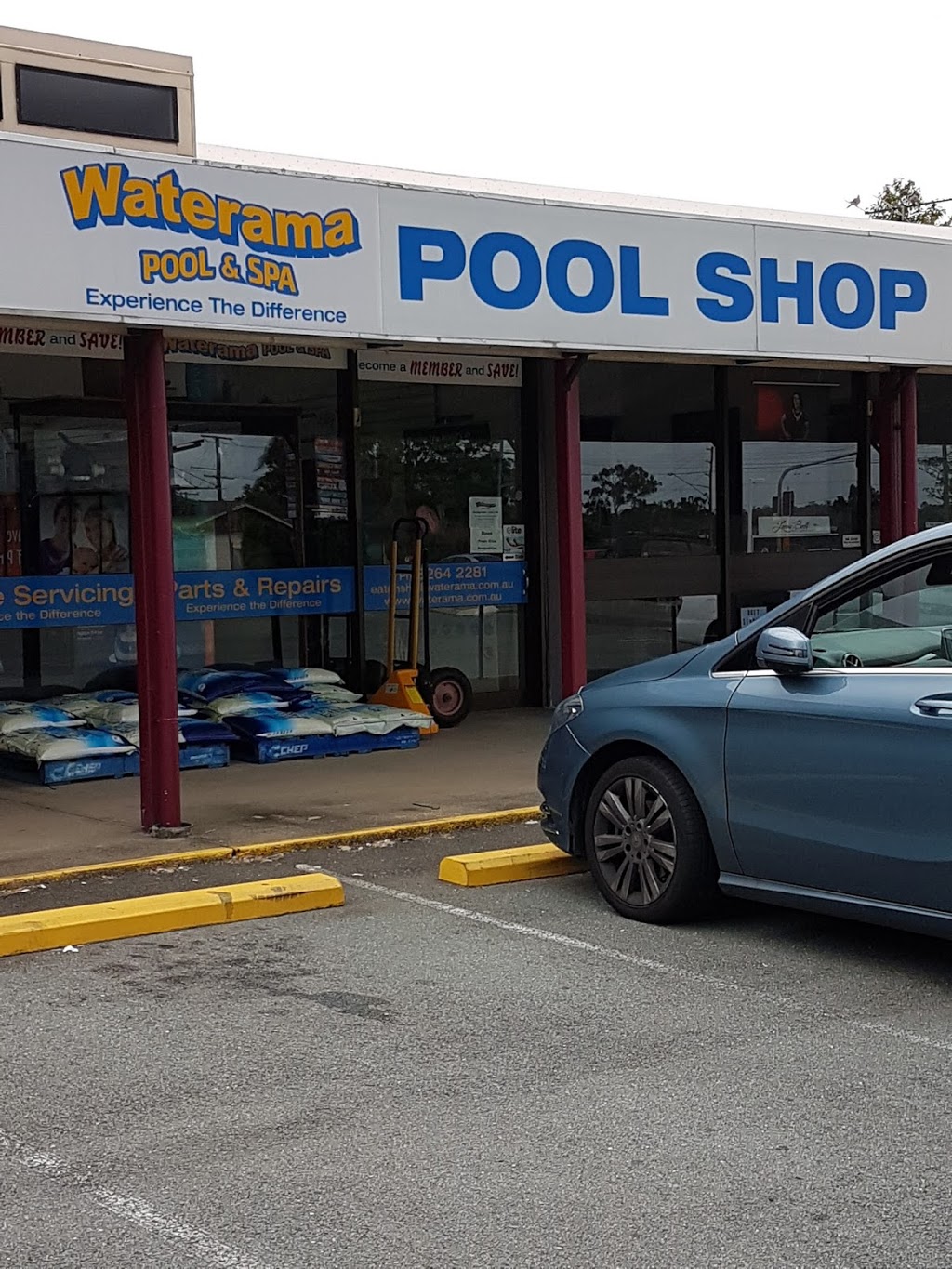Waterama Pool & Spa | store | 6/12 Bunya Park Dr, Eatons Hill QLD 4037, Australia | 0732642281 OR +61 7 3264 2281