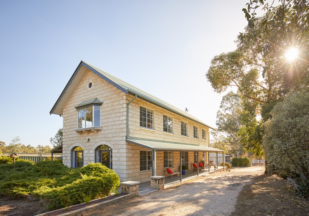 Create Retreats Harcourt | 117 Harmony Way, Harcourt VIC 3453, Australia | Phone: 0422 976 439