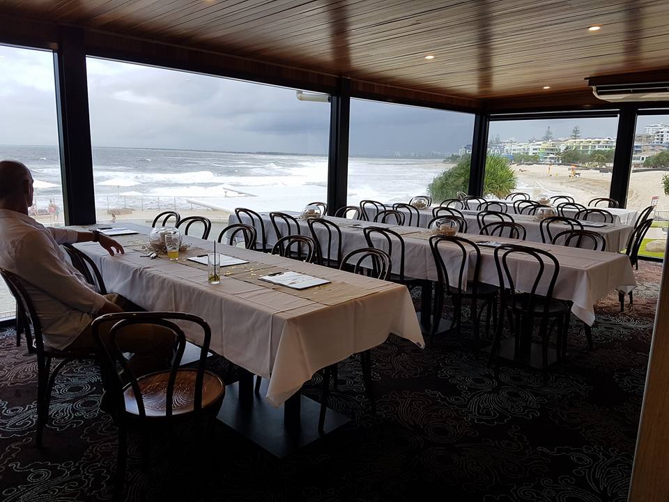 Mets on Kings | restaurant | 1 Spender Ln, Kings Beach QLD 4551, Australia | 0754918418 OR +61 7 5491 8418