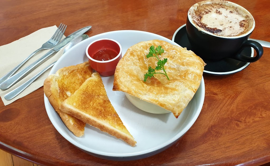One to One Cafe | cafe | 121 Yabba Rd, Imbil QLD 4570, Australia | 0408881256 OR +61 408 881 256