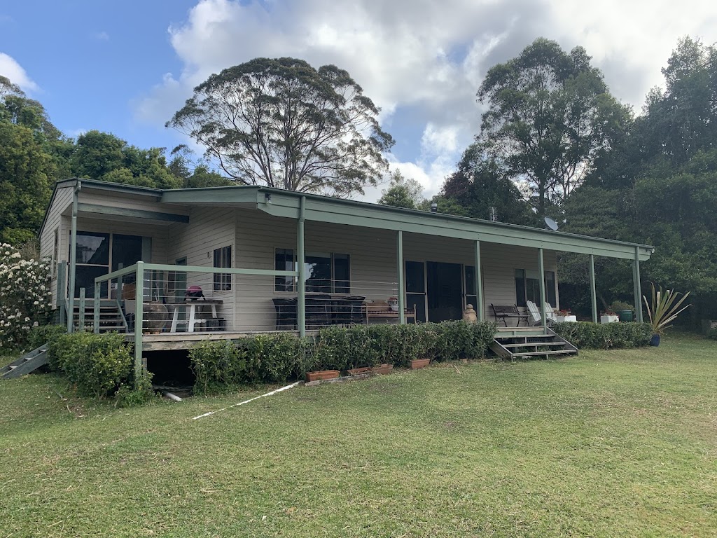 Grandma’s Cottage | 240 Wattamolla Rd, Woodhill NSW 2535, Australia | Phone: 0431 555 577