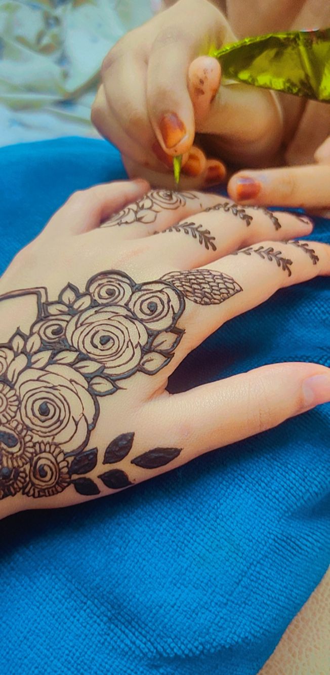 SAHMAN HENNA | 104 Beatty Ave, Glenroy VIC 3046, Australia | Phone: 0475 073 196