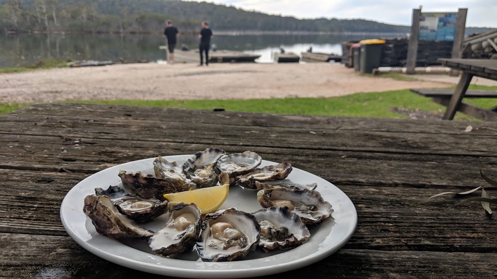 Broadwater Oysters生蚝 | restaurant | Pambula Lake, Shed 1/52 Landing Rd, Broadwater NSW 2549, Australia | 0264956704 OR +61 2 6495 6704