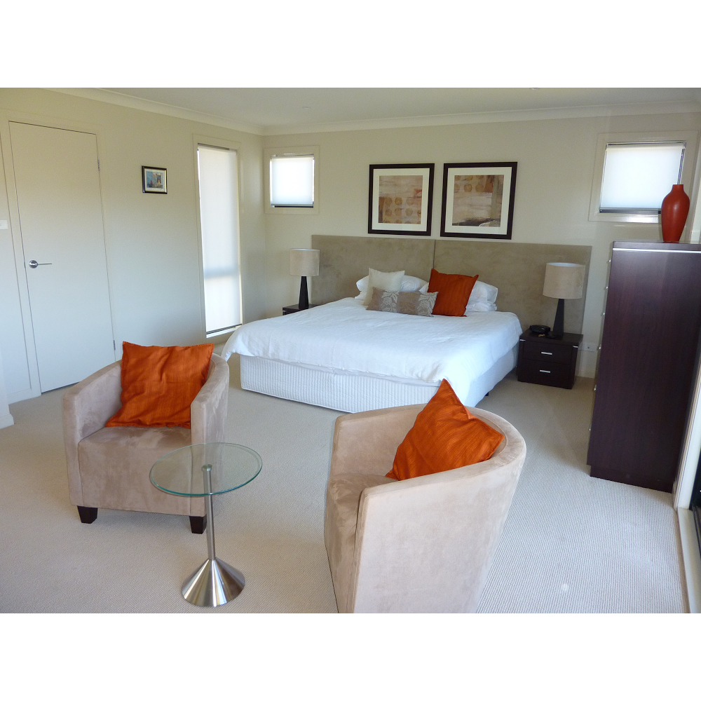 "Chateau Shiraz" - luxury short stay - enjoy Hunter Valley viney | lodging | 11 Barnhill Cl, Rothbury NSW 2320, Australia | 0428410362 OR +61 428 410 362