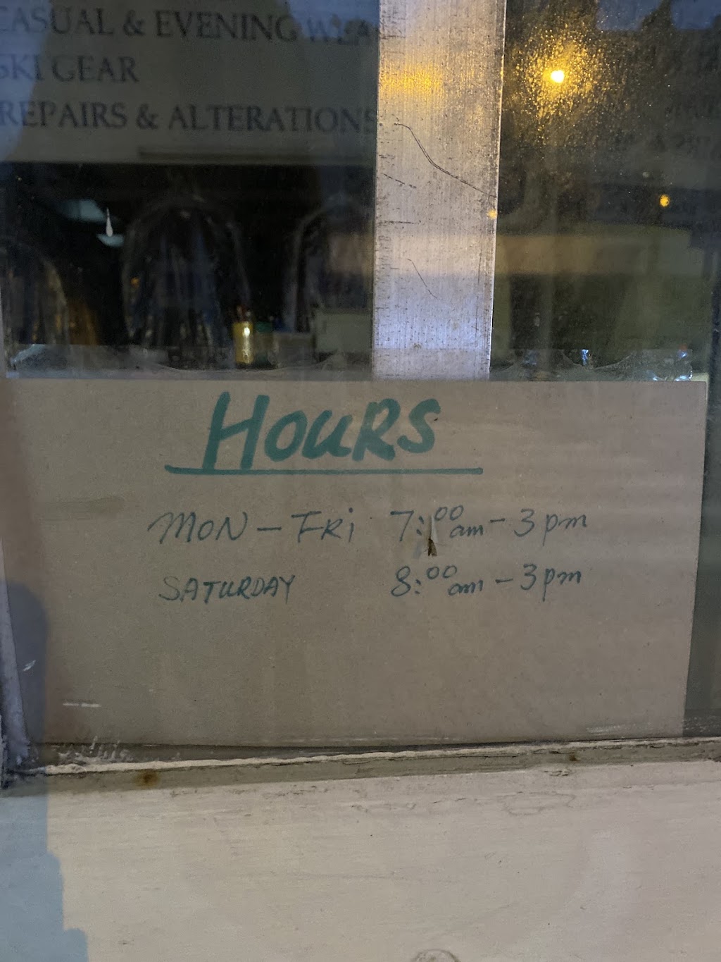 Southern Cross Dry Cleaners | 3 Albion St, Waverley NSW 2024, Australia | Phone: (02) 9389 9357