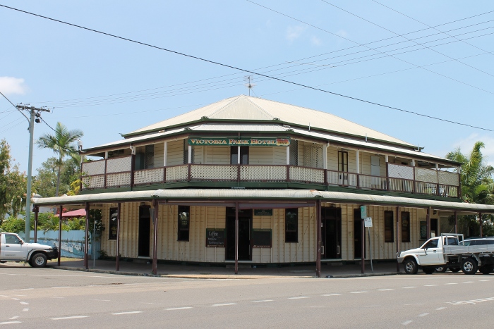 Victoria Park Hotel | 266 Boundary St, South Townsville QLD 4810, Australia | Phone: (07) 4772 6687