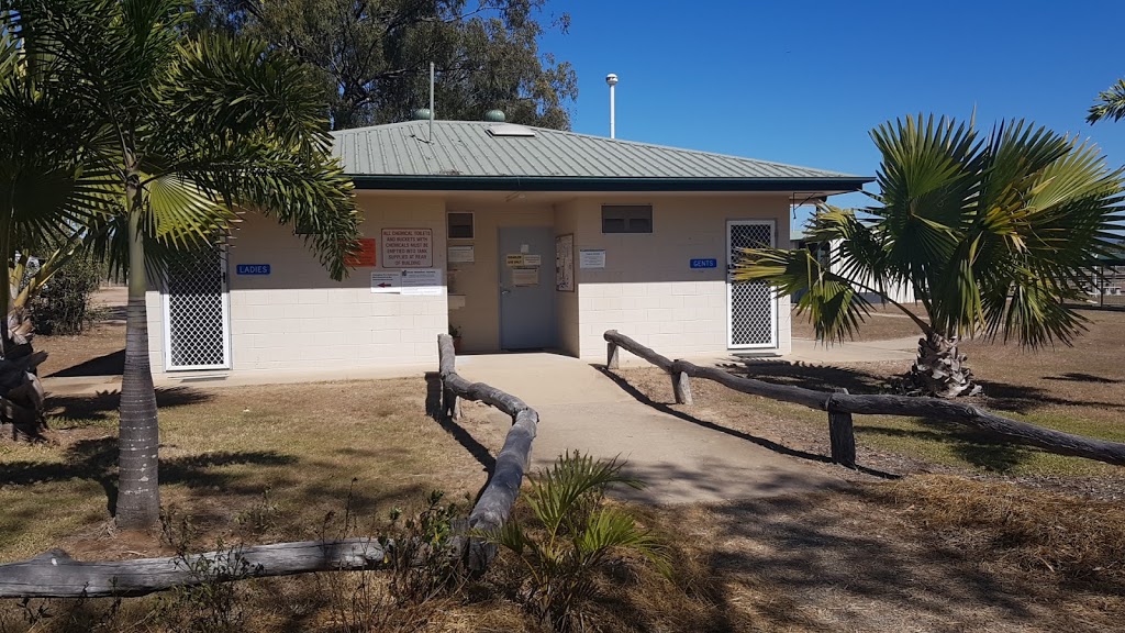 St Lawrence Recreation Ground | campground | 624 St Lawrence Connection Rd, St Lawrence QLD 4707, Australia