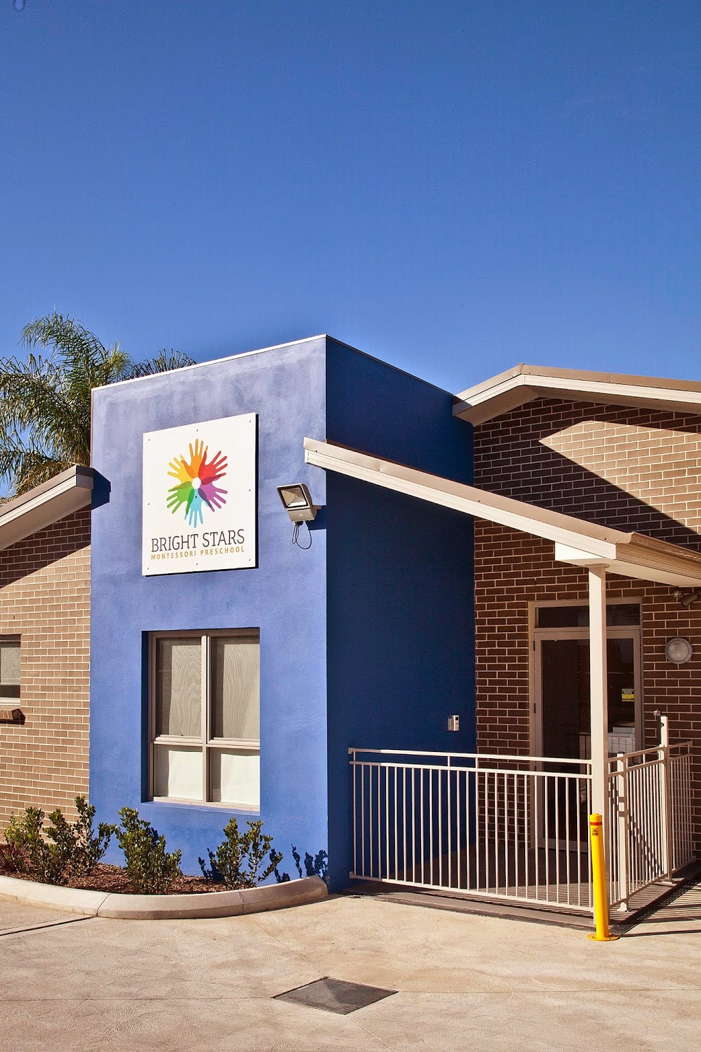 Bright Stars Montessori Preschool | school | 124 Hampden Rd, South Wentworthville NSW 2145, Australia | 0296883751 OR +61 2 9688 3751