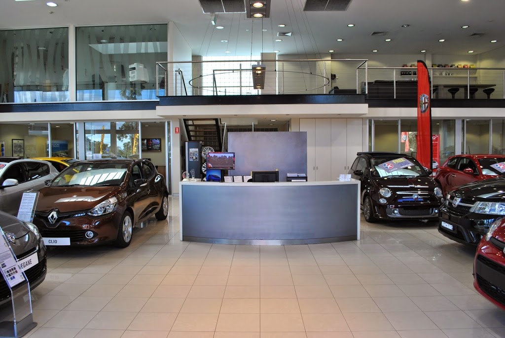 McCarrolls Renault & Jeep Artarmon | car dealer | 395-397 Pacific Hwy, Artarmon NSW 2064, Australia | 1300767597 OR +61 1300 767 597