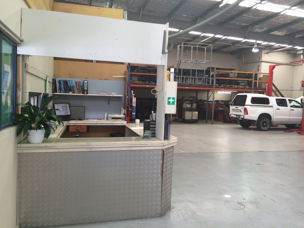 Top Notch Automotive & Mechanical | 2/14 Distribution Ave, Molendinar QLD 4214, Australia | Phone: (07) 5539 2062