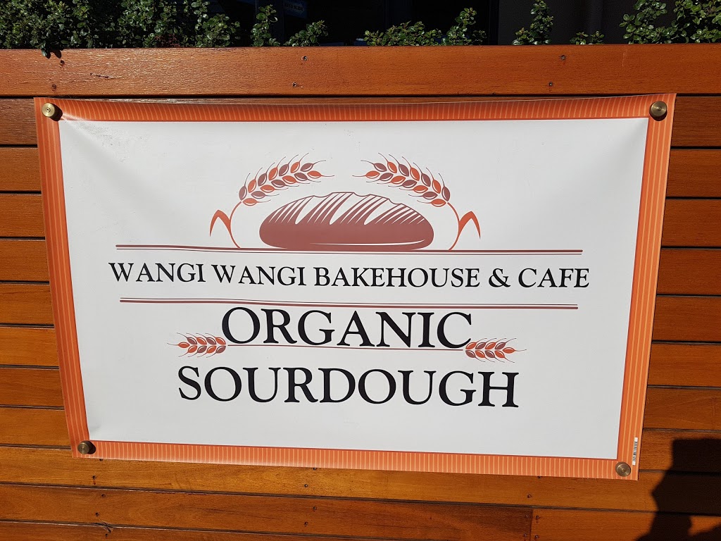 Wangi Wangi Bakehouse | bakery | 242 Watkins Rd, Wangi Wangi NSW 2267, Australia | 0249752577 OR +61 2 4975 2577