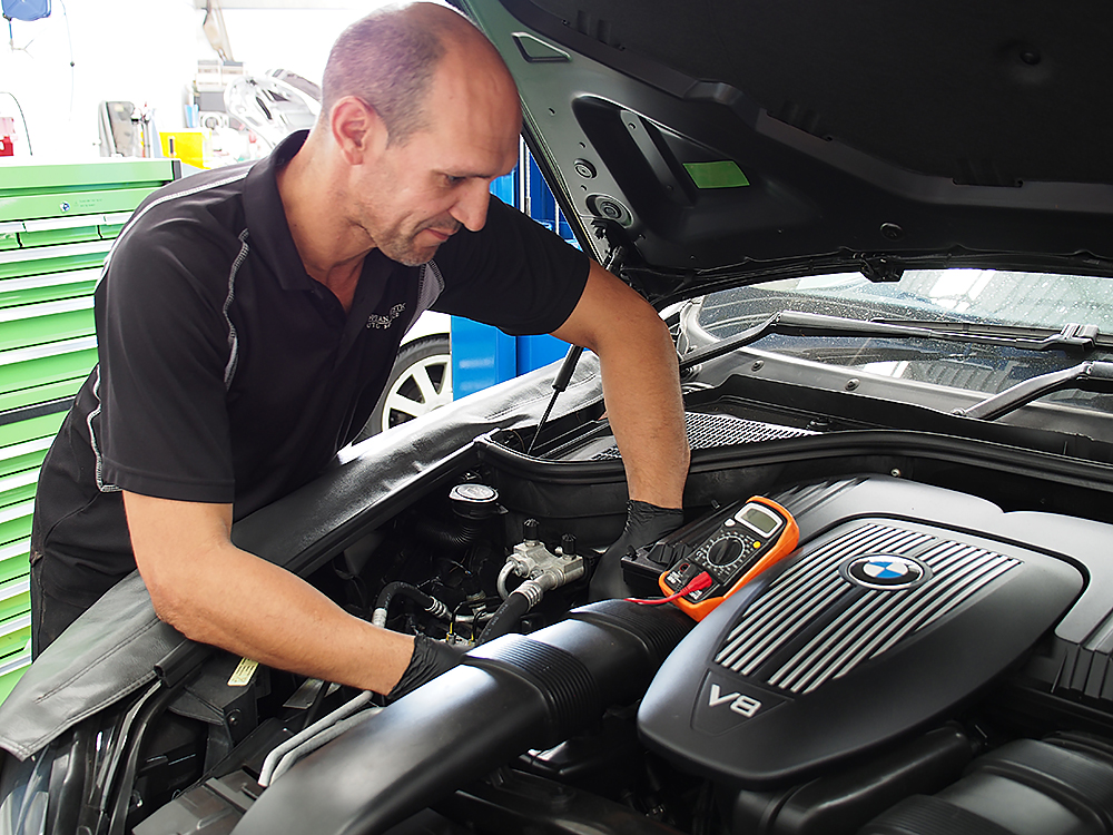 European Prestige Auto Service (BMW, Audi, Mercedes Benz and mor | car repair | 2/54 Discovery Dr, Bibra Lake WA 6163, Australia | 0402866180 OR +61 402 866 180