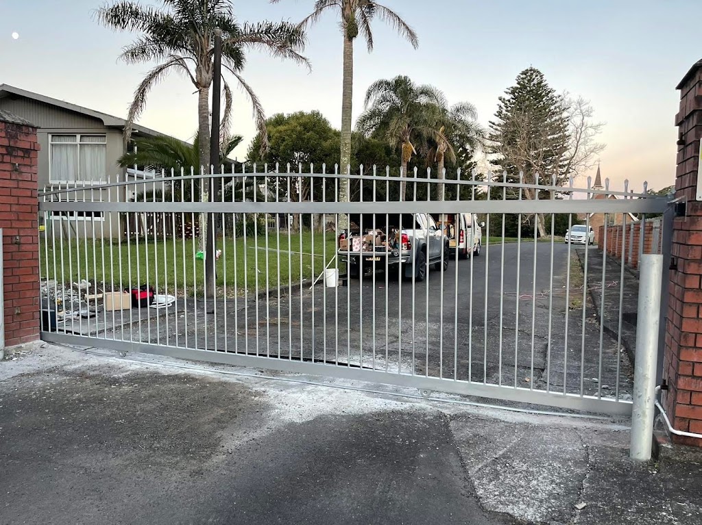 Automatic Gate And Fencing BWL | 174 Goldsmith St, Mackay QLD 4740, Australia | Phone: 0450 296 922