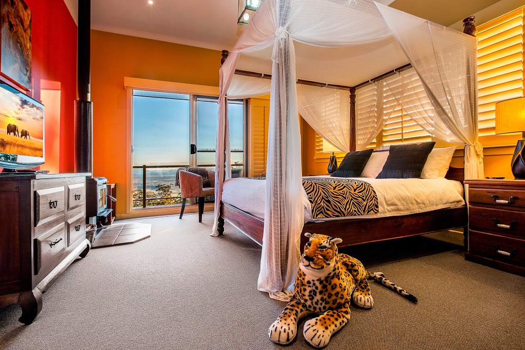 Avocado Sunset Bed & Breakfast | lodging | 186 Beacon Rd, Tamborine Mountain QLD 4272, Australia | 0755452365 OR +61 7 5545 2365