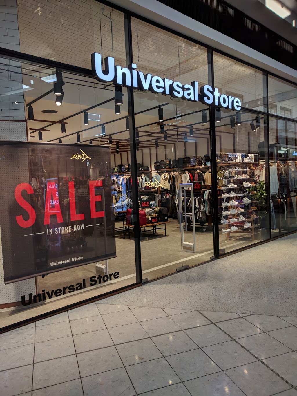 Universal Store | clothing store | 399 Melton Highway, Shop 172 Watergardens Town Centre, Taylors Lakes VIC 3038, Australia | 0383615427 OR +61 3 8361 5427