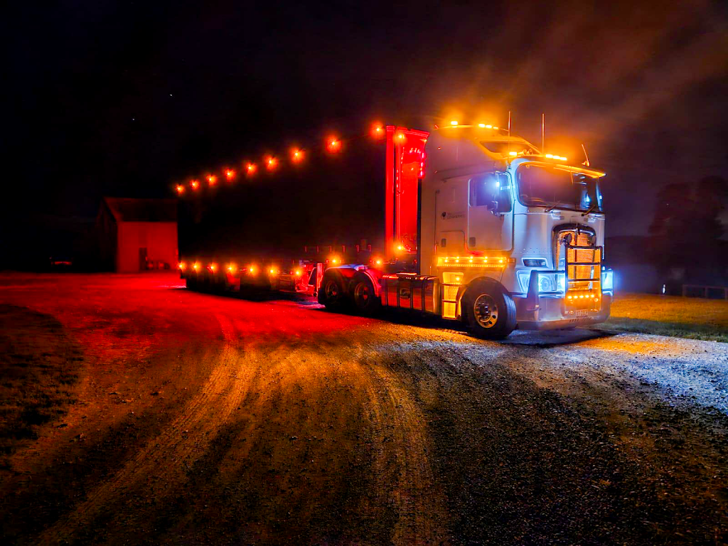 Tas Connect Logistics | 52 Crooked Billet Dr, Bridgewater TAS 7030, Australia | Phone: (03) 6142 3949