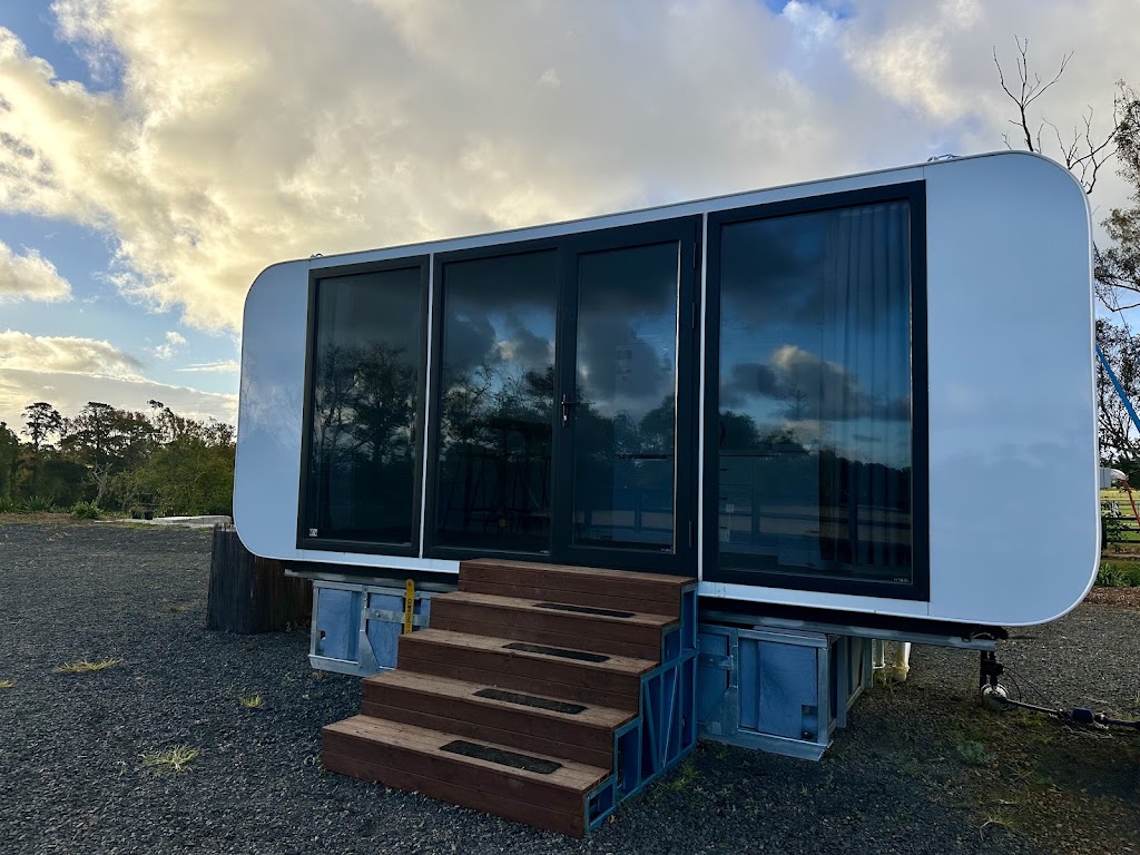 Sandusky Lodge | 13 Barakee Rd, Peats Ridge NSW 2250, Australia | Phone: 0408 397 933